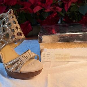 Kelsi Dagger Women's Nude Suede Leather Heels